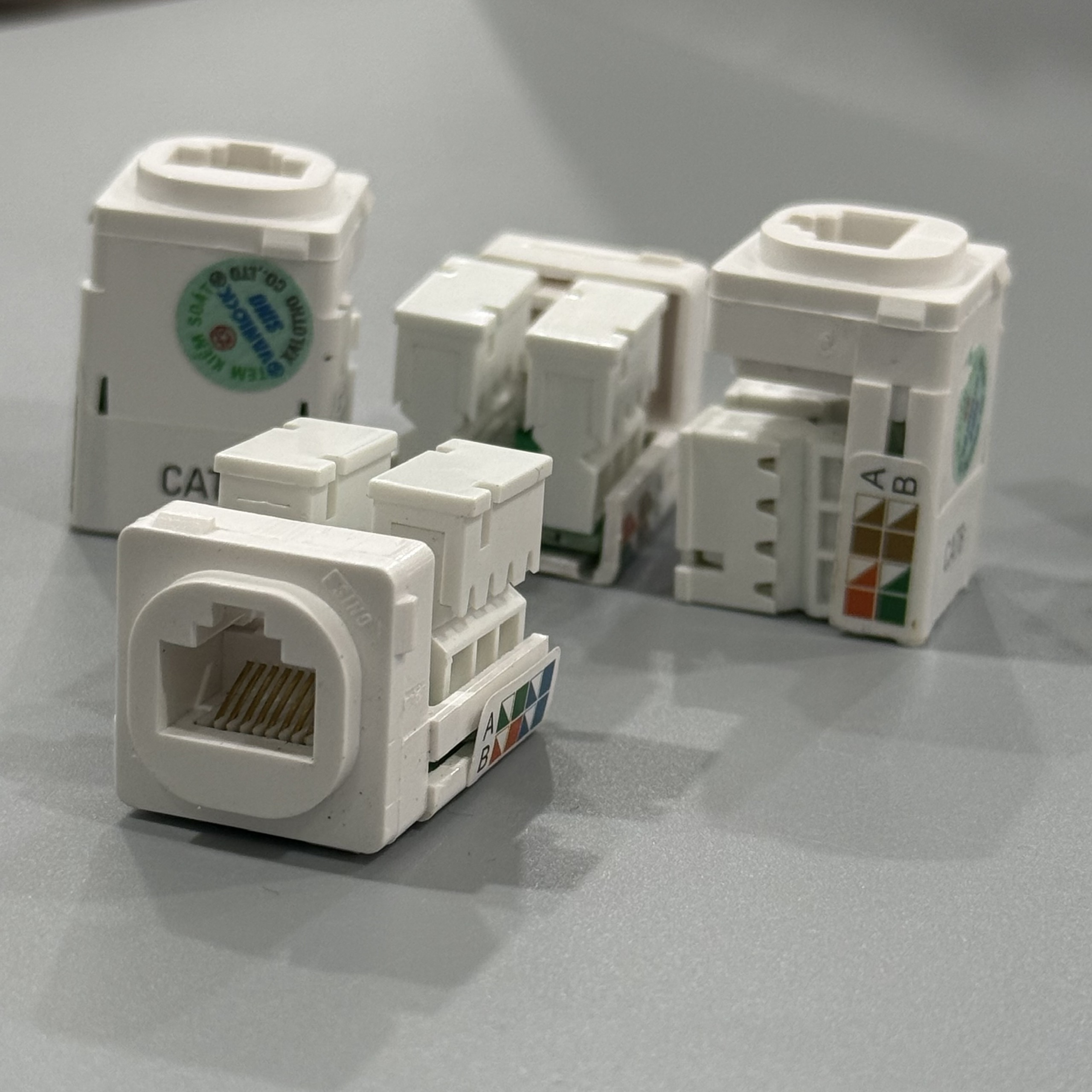 Ổ cắm mạng RJ45 - Hạt mạng Cat6 SINO S30RJ886